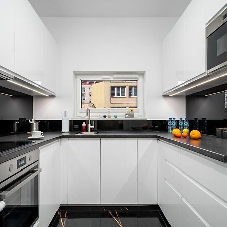 Warsaw Apartments Okrzei 12 Street מראה חיצוני תמונה