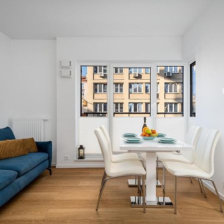 Warsaw Apartments Okrzei 12 Street מראה חיצוני תמונה